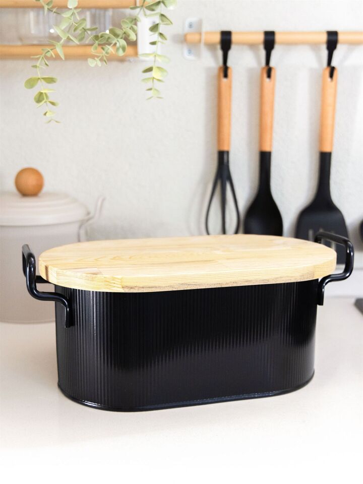 The Mia Stripe Ahşap Kapaklı Ekmek Saklama Kutusu 40x22x18cm SİYAH