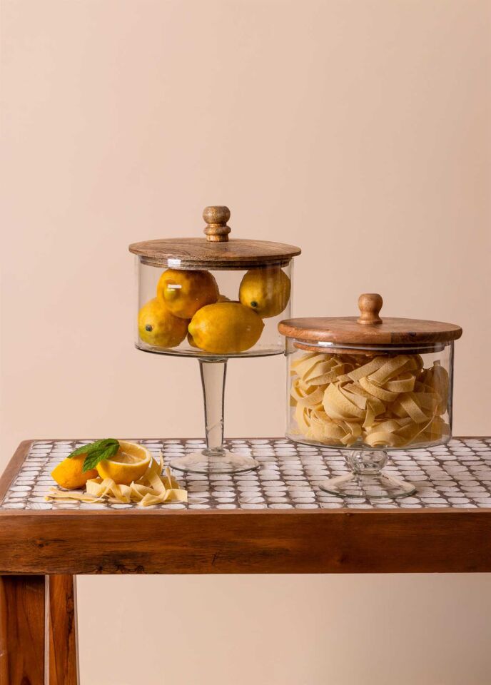 The Mia Madera Ayaklı Kurabiye Kavanozu 18x17x17 cm