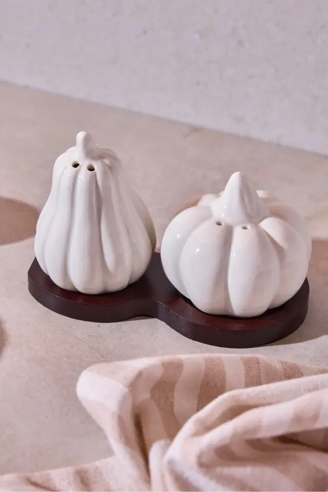 Perotti Pumpkin Porselen 2'li Tuzluk Seti Dekoratif Kabak Formlu Çok Amaçlı Ergonomik Baharatlık