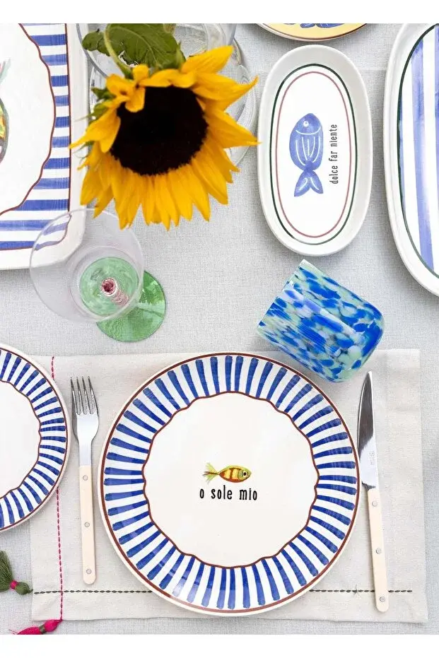 The Mia Fish Serisi 6'lı Seramik Servis Tabağı Seti 26 cm Mavi Balık Desenli Sunum Tabağı