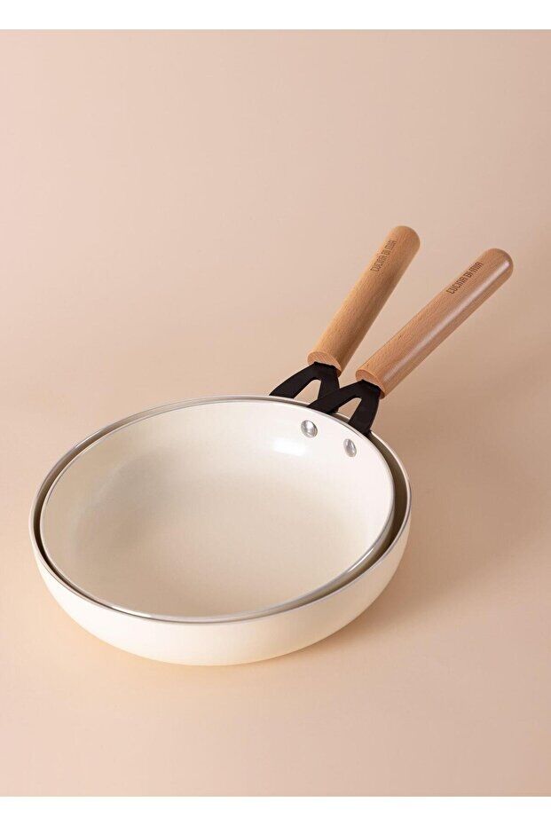 The Mia Cucina Di Mia Tava 26 cm
